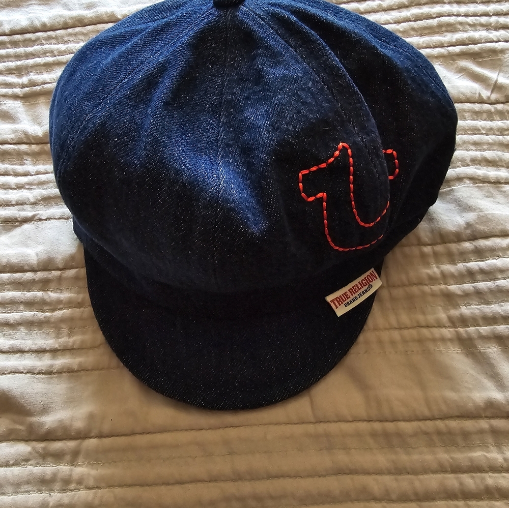 True religion news boy hat (fit runs very small)